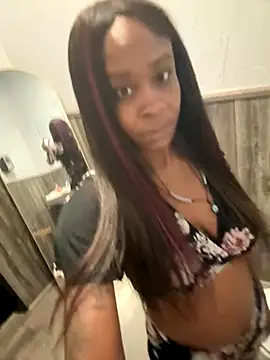 queenGypsy24 online show from October 6, 10:51 pm