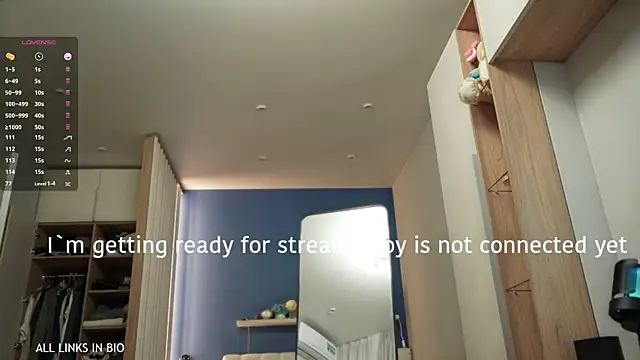 LAUREL HAZEL online show from February 2, 6:53 pm