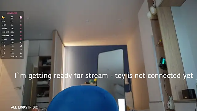 LAUREL HAZEL online show from February 15, 6:55 pm