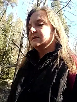 SwedishJennifer online show from April 9, 1:38 pm