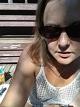 SwedishJennifer online show from July 9, 1:04 pm