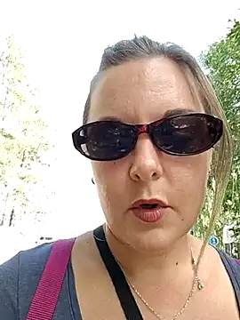 SwedishJennifer online show from August 4, 12:52 pm