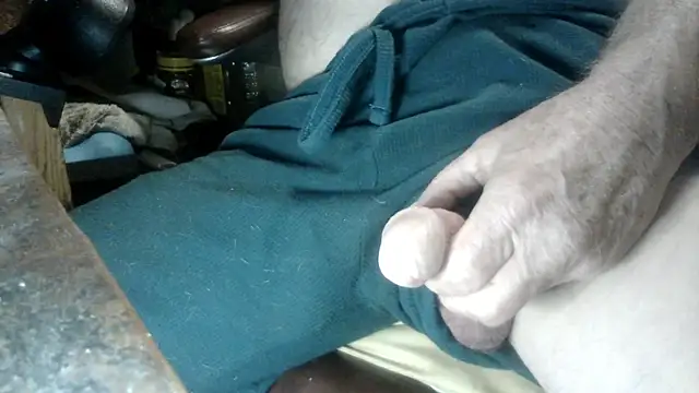 russtee online show from March 20, 7:52 pm