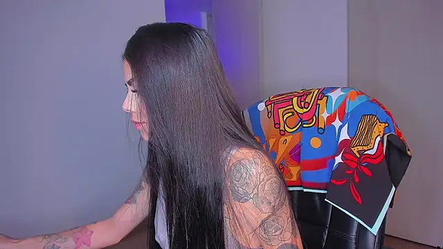 Lisegg  online show from December 19, 12:34 pm