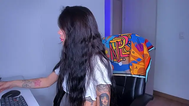 Lisegg  online show from March 24, 10:15 pm