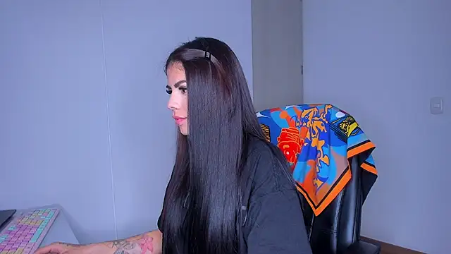 Lisegg  online show from April 14, 10:21 am