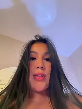 adrianalobo online show from February 12, 1:09 am