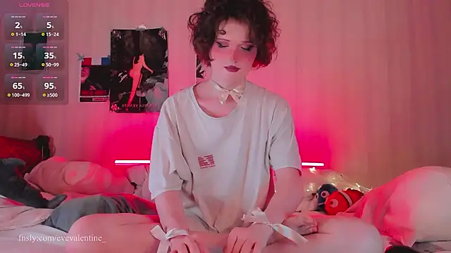 eva vodkina online show from March 6, 7:21 pm