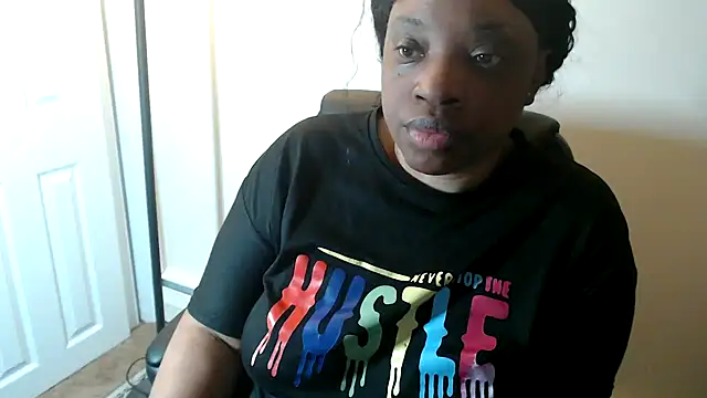 Sexymona1218 online show from May 14, 8:32 am