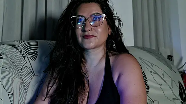 DeesseLuxure online show from April 27, 7:17 am