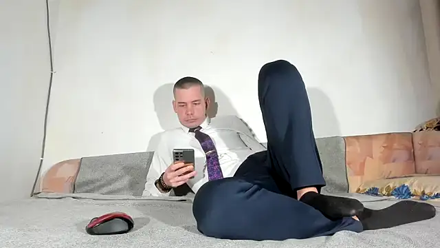 Snapshot of viraglaci18@xh chatting on February 9, 3:10 am viraglaci18xh online show from February 9, 3:10 am