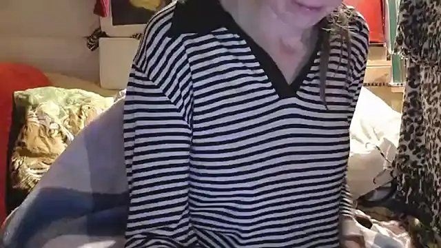 jude cherrys1991 online show from March 4, 8:26 pm