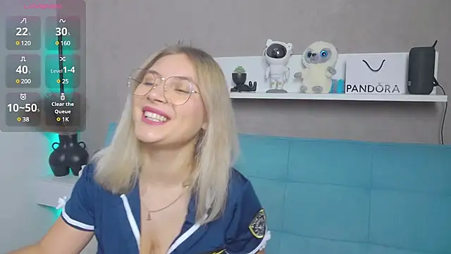 DakotaMae online show from February 12, 11:18 am