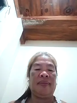 sexylizzy4u online show from February 20, 7:34 am