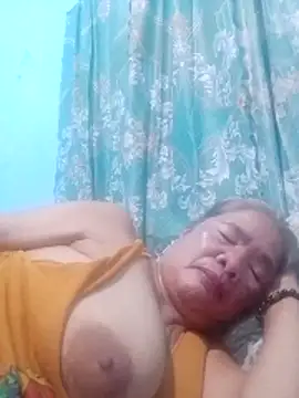 sexylizzy4u online show from April 5, 3:31 pm