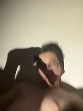 Snapshot of safadinhofire chatting on March 24, 3:33 am safadinhofire online show from March 24, 3:33 am