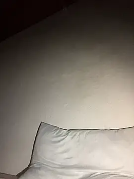 Snapshot of safadinhofire chatting on April 3, 3:26 am safadinhofire online show from April 3, 3:26 am