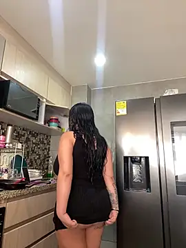 emilyjohanson online show from December 4, 2:15 pm