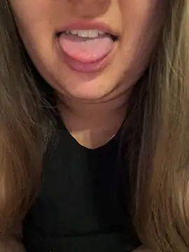 Snapshot of Jane_BBW chatting on June 8, 10:37 am Jane BBW online show from June 8, 10:37 am