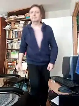 Pokaz2020 online show from April 19, 9:52 am