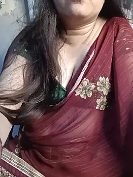 naughtymadam online show from July 4, 5:35 am