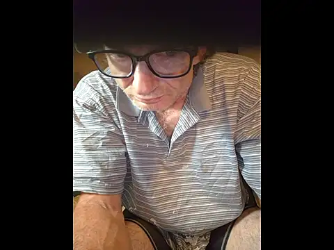 ROBERT0516 online show from July 4, 5:35 am