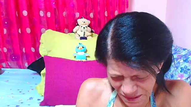 SLUTTYROXY online show from February 28, 7:48 pm