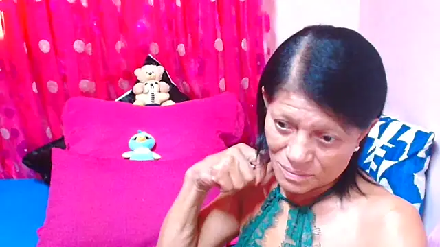 SLUTTYROXY online show from March 5, 5:47 am