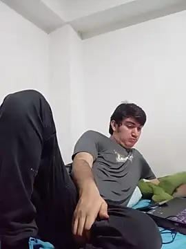 biglatin80 online show from March 10, 2:44 pm