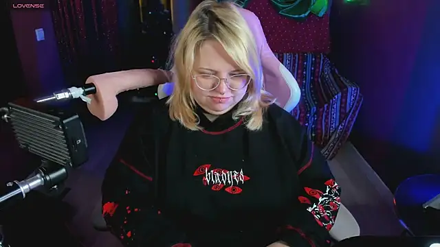 Yoki Shizuko online show from December 22, 6:21 am