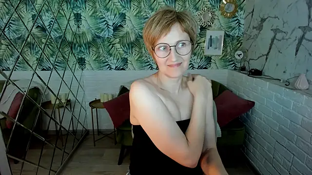 Paris Cherry online show from July 30, 6:07 pm