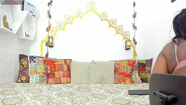 LadyNahir online show from February 7, 2:37 am