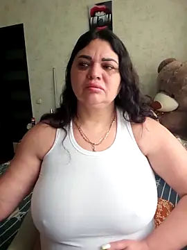 littleRikka online show from April 2, 7:06 am