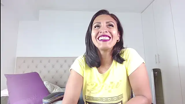 Snapshot of ms_freyax chatting on May 17, 2:31 am ms freyax online show from May 17, 2:31 am