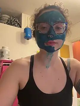 ladyturtle online show from May 25, 9:21 pm