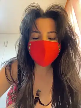 White-Petite online show from April 23, 12:15 pm