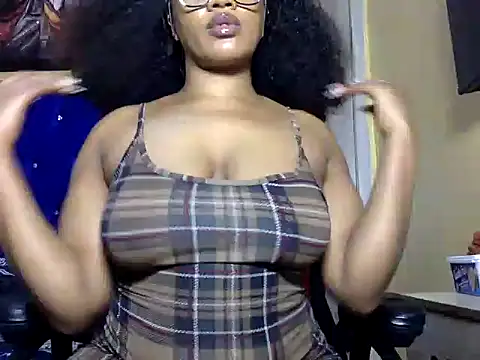 BOOTYBANGER24xx online show from August 4, 9:23 am