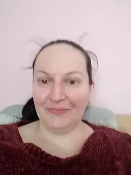 BustyLadyAlma online show from March 28, 7:19 am