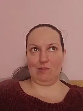 BustyLadyAlma online show from June 6, 7:57 am