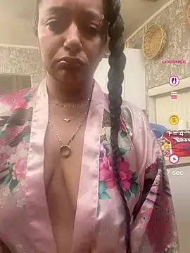 PichyPrettyPussy online show from May 13, 3:20 pm