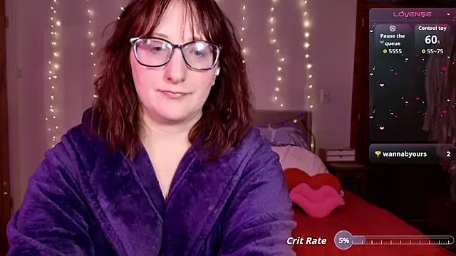 WickedAphrodite online show from February 12, 3:01 am