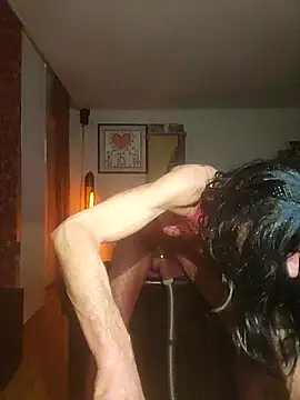 Python43 online show from February 7, 5:49 pm