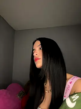 Snapshot of Sammy_pink chatting on January 5, 11:30 pm Sammy pink online show from January 5, 11:30 pm