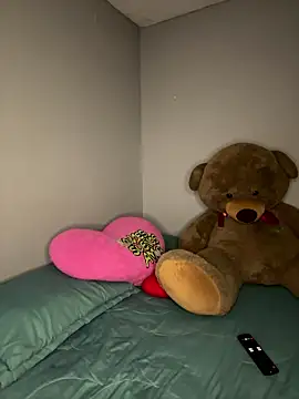 Snapshot of Sammy_pink chatting on January 9, 12:57 am Sammy pink online show from January 9, 12:57 am