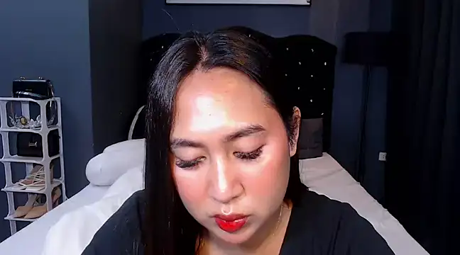 HOTTESTCANDYTS online show from March 2, 4:10 pm