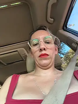 Gatitacarlita online show from April 2, 5:54 pm