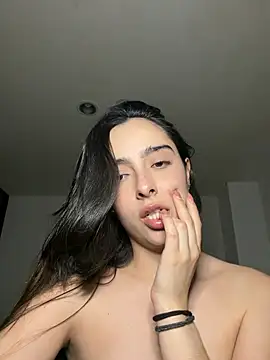 swrennn19 online show from February 12, 1:22 am