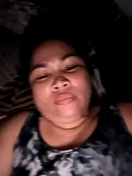 Snapshot of XXLorie_02 chatting on July 10, 1:54 am XXLorie 02 online show from July 10, 1:54 am