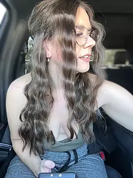 MaggyMayI online show from January 16, 5:06 pm