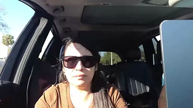 Foglove69 online show from February 19, 9:22 pm